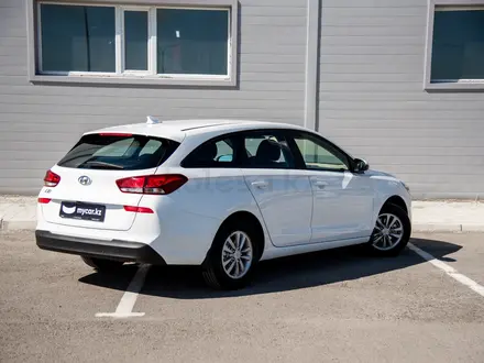 Hyundai i30 2023 года за 8 790 000 тг. в Актау – фото 5