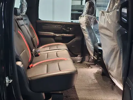 RAM 1500 2025 года за 59 500 000 тг. в Алматы – фото 4