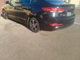 Hyundai Elantra 2017 годаүшін4 500 000 тг. в Актобе – фото 2