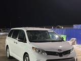 Toyota Sienna 2012 года за 7 800 000 тг. в Алматы