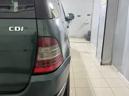 Mercedes-Benz ML 270 2000 года за 3 100 000 тг. в Алматы – фото 30