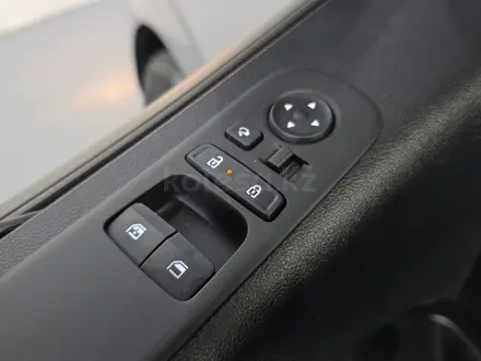 Hyundai Staria Van 2025 года за 17 800 000 тг. в Астана – фото 8