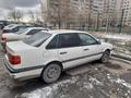 Volkswagen Passat 1993 годаfor1 100 000 тг. в Семей – фото 2