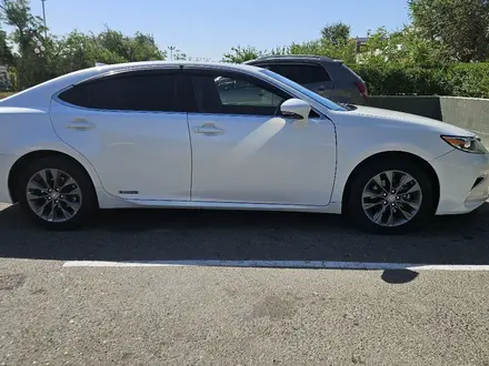 Lexus ES 250 2015 года за 11 700 000 тг. в Актау – фото 3