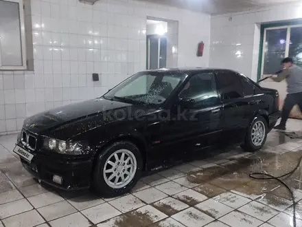 BMW 318 1994 годаүшін999 999 тг. в Алматы – фото 2