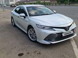 Toyota Camry 2019 года за 14 700 000 тг. в Астана – фото 3