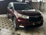 Toyota Highlander 2014 годаүшін16 500 000 тг. в Алматы