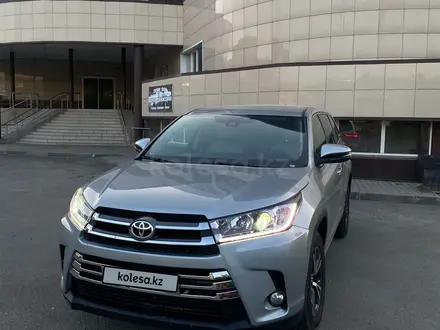 Toyota Highlander 2017 года за 14 000 000 тг. в Алматы