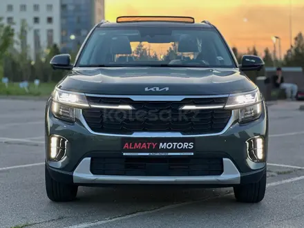 Kia Seltos Premium 2023 года за 10 600 000 тг. в Алматы – фото 11