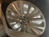 Диски BMW X5 F15 Оригинал с резиной Continental 245/55/19 за 650 000 тг. в Костанай