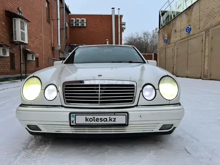 Mercedes-Benz E 320 1999 года за 4 500 000 тг. в Актобе – фото 13