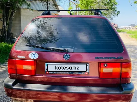 Volkswagen Passat 1994 года за 2 450 000 тг. в Алматы – фото 11