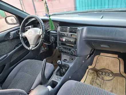 Toyota Carina E 1995 года за 1 550 000 тг. в Усть-Каменогорск – фото 16