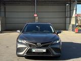 Toyota Camry 2020 года за 11 000 000 тг. в Талдыкорган – фото 2