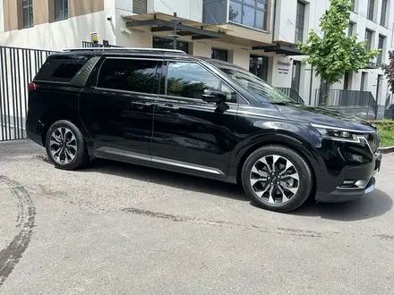 Kia Carnival 2023 года за 21 000 000 тг. в Алматы – фото 5