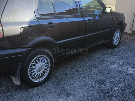 Volkswagen Golf 1993 года за 2 200 000 тг. в Астана – фото 4