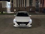 Hyundai Accent 2022 года за 7 700 000 тг. в Актау