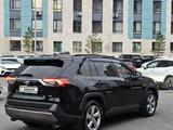 Toyota RAV4 2020 года за 12 650 000 тг. в Астана – фото 4