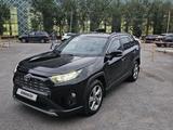 Toyota RAV4 2020 года за 12 650 000 тг. в Астана – фото 3