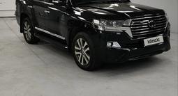 Toyota Land Cruiser 2017 годаүшін33 500 000 тг. в Алматы – фото 2