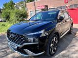 Hyundai Santa Fe 2023 года за 16 800 000 тг. в Уральск