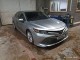 Toyota Camry 2020 годаfor9 000 000 тг. в Уральск – фото 3