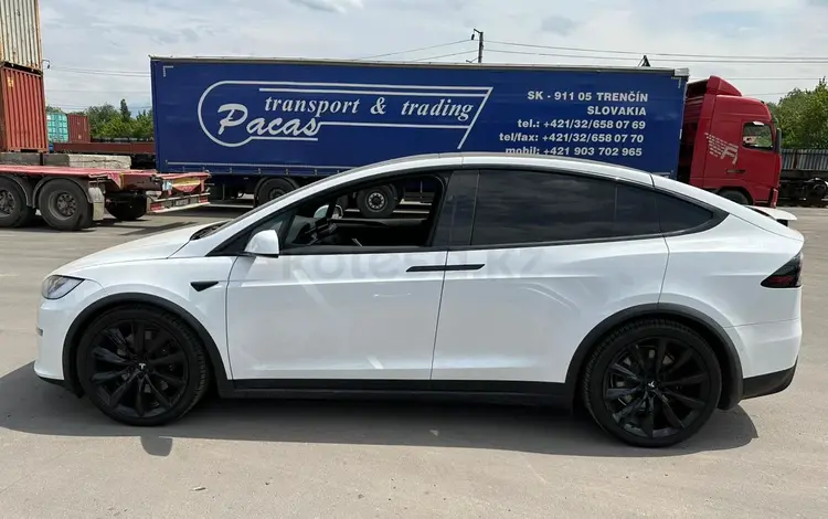 Tesla Model X 2022 года за 63 000 000 тг. в Алматы