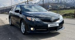 Toyota Camry 2014 года за 8 300 000 тг. в Алматы