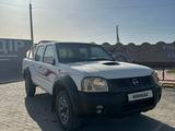 Nissan Navara 2006 года за 2 500 000 тг. в Шымкент – фото 4