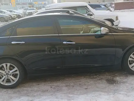 Hyundai Sonata 2010 года за 5 200 000 тг. в Караганда – фото 4