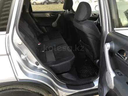 Honda CR-V 2007 года за 5 900 000 тг. в Алматы – фото 17