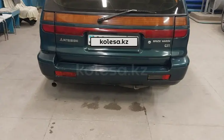 Mitsubishi Space Wagon 1997 года за 2 700 000 тг. в Павлодар