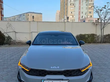 Kia K5 2022 года за 10 500 000 тг. в Актау