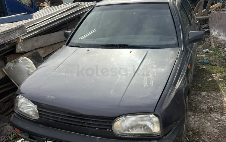 Volkswagen Golf 1995 года за 750 000 тг. в Алматы