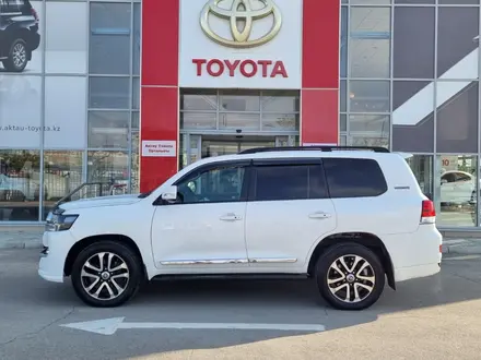 Toyota Land Cruiser 2012 года за 23 990 000 тг. в Актау – фото 3