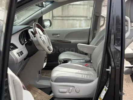 Toyota Sienna 2014 года за 13 500 000 тг. в Алматы – фото 14