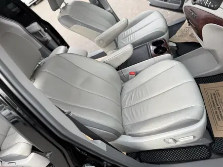 Toyota Sienna 2014 года за 13 500 000 тг. в Алматы – фото 35