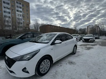 Hyundai Accent 2022 года за 7 900 000 тг. в Астана – фото 3