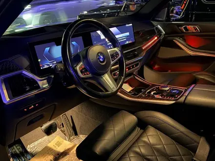BMW X5 2023 года за 42 000 000 тг. в Алматы – фото 10