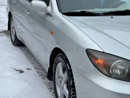 Toyota Camry 2002 года за 4 850 000 тг. в Актобе – фото 4