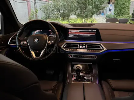 BMW X5 2019 года за 26 500 000 тг. в Алматы – фото 15