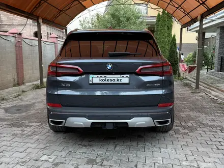 BMW X5 2019 года за 26 500 000 тг. в Алматы – фото 38