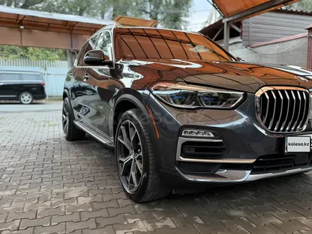 BMW X5 2019 года за 26 500 000 тг. в Алматы – фото 41