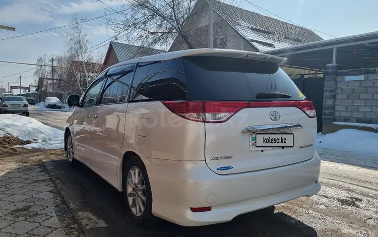 Toyota Estima 2012 года за 9 500 000 тг. в Алматы