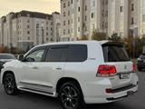 Toyota Land Cruiser 2021 года за 33 000 000 тг. в Астана – фото 3