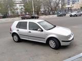 Volkswagen Golf 2001 года за 2 300 000 тг. в Костанай