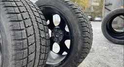 Резина Toyo зимняя с комплектом дисков BMW за 500 000 тг. в Шымкент – фото 2