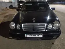 Mercedes-Benz E-Class, 1993