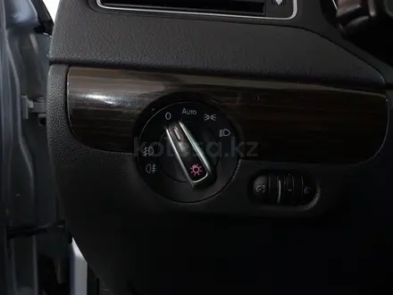 Volkswagen Jetta 2015 года за 2 990 000 тг. в Шымкент – фото 23