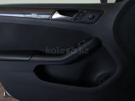 Volkswagen Jetta 2015 года за 2 990 000 тг. в Шымкент – фото 25